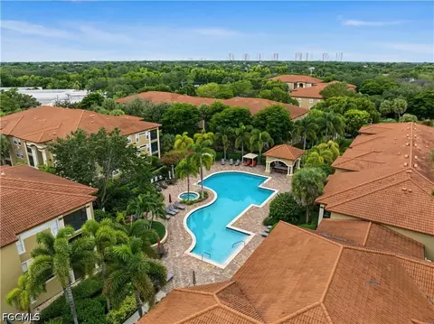 8930 Colonnades Ct E #616, Bonita Springs, FL 34135