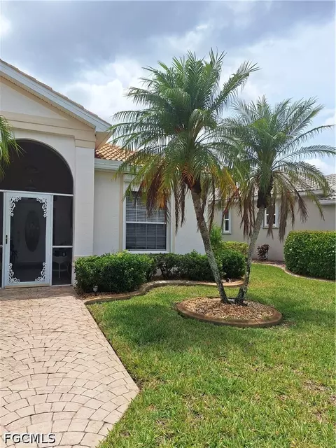 1830 Palo Duro Blvd, North Fort Myers, FL 33917