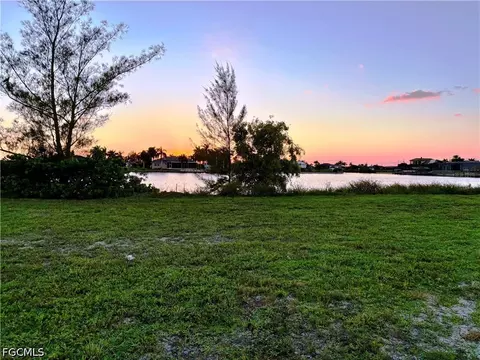 3002 NW 43rd Pl, Cape Coral, FL 33993