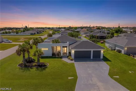 616 NW 2nd St, Cape Coral, FL 33993