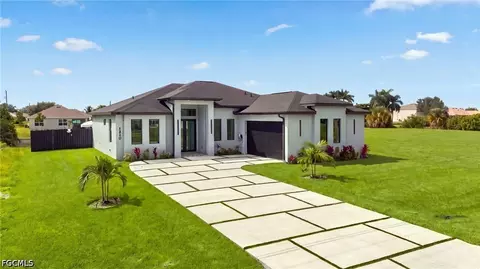 1310 NE 6th Ave, Cape Coral, FL 33909