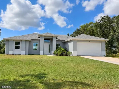 2501 Sunniland Blvd, Lehigh Acres, FL 33971