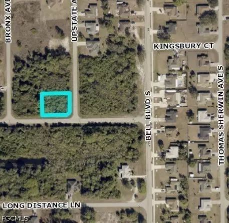550 Upstate Ave S, Lehigh Acres, FL 33974