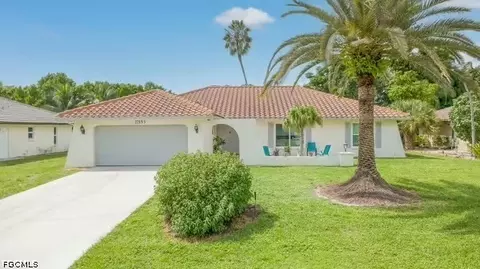 27153 Edenbridge Ct, Bonita Springs, FL 34135