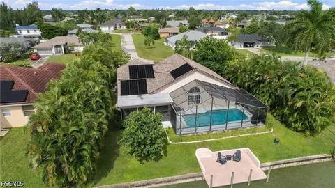 434 SE 21st Ter, Cape Coral, FL 33990