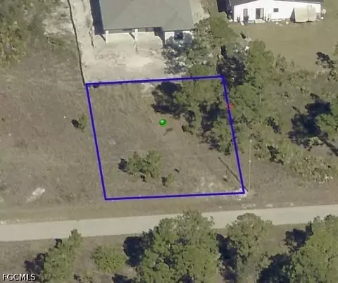 1113 Corry St E, Lehigh Acres, FL 33974