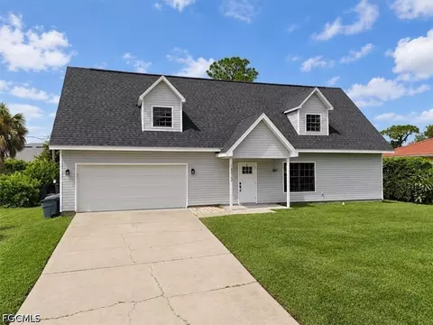 18422 Huckleberry Rd, Fort Myers, FL 33967