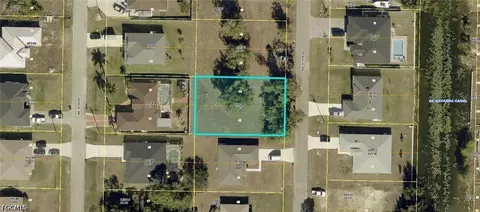 3562 NE 9th Ave, Cape Coral, FL 33909