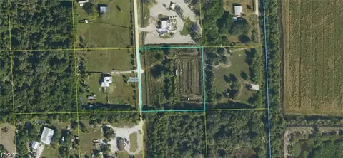 2955 Pioneer 9th St, Clewiston, FL 33440