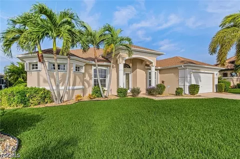 128 NW 37th Pl, Cape Coral, FL 33993