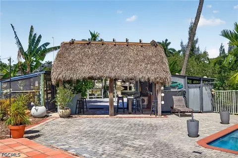 18310 Pioneer Rd, Fort Myers, FL 33908