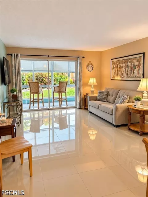 8730 Rose Ct #2, Fort Myers, FL 33919