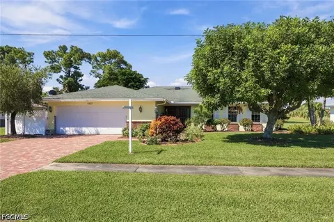 4151 Orange Grove Blvd, North Fort Myers, FL 33903