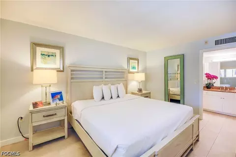 Bedroom - 3117 Captiva Resort Villas, Captiva, FL 33924 photo 2 of 3