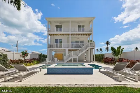 5583 Estero Blvd, Fort Myers Beach, FL 33931