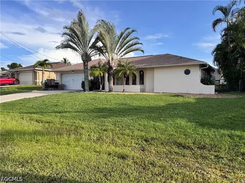 1220 SW 38th Ter, Cape Coral, FL 33914