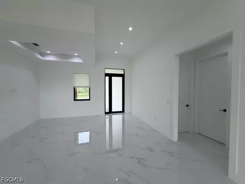 Living - 129 Carousel Ave, Labelle, FL 33935 photo 3 of 3