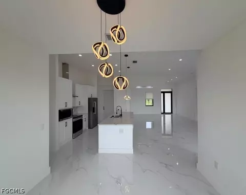 Entry Way - 129 Carousel Ave, Labelle, FL 33935 photo 1 of 2