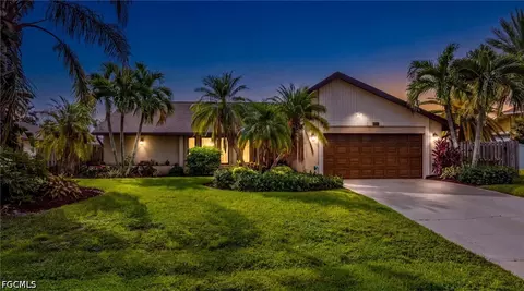 2240 SE 27th Ter, Cape Coral, FL 33904