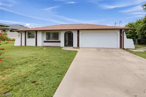 2407 NW 41st Ave, Cape Coral, FL 33993