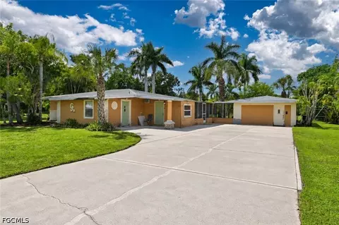 1207 Green Ave, North Fort Myers, FL 33903