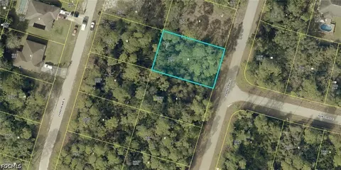 570 Parker Ave S, Lehigh Acres, FL 33974