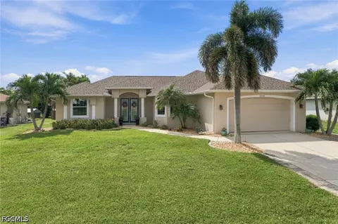 2208 NW 7th Ter, Cape Coral, FL 33993