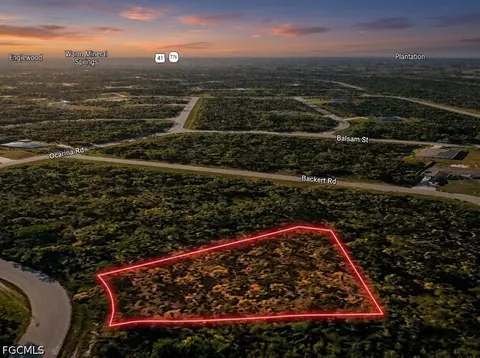 Hurdle Rd, North Port, FL 34291
