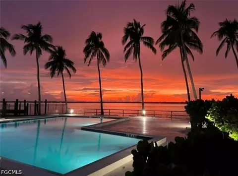 1900 Virginia Ave #203, Fort Myers, FL 33901