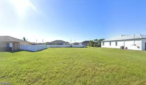 1018 Nelson Rd N, Cape Coral, FL 33993