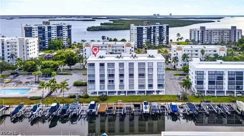 4361 Bay Beach Ln #424, Fort Myers Beach, FL 33931