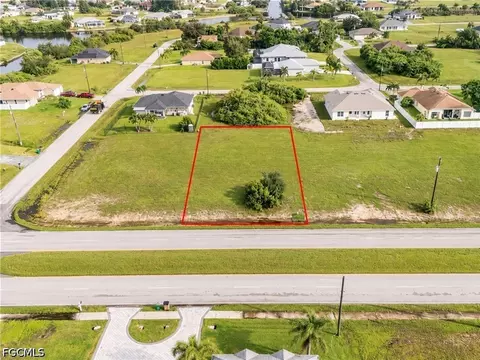 2807 Tropicana Pkwy W, Cape Coral, FL 33993