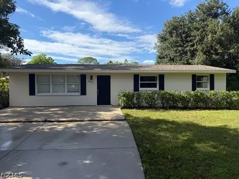 10181 Georgia St, Bonita Springs, FL 34135