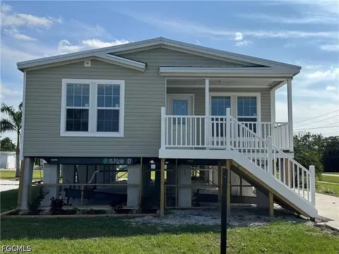 126 Raintree Ln, Fort Myers, FL 33908