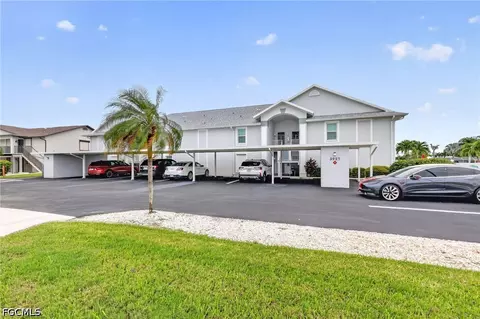 3927 SE 11th Pl #105, Cape Coral, FL 33904