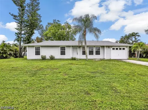 334 SW 28th Ter, Cape Coral, FL 33914