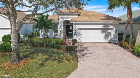 3750 Lakeview Isle Ct, Fort Myers, FL 33905