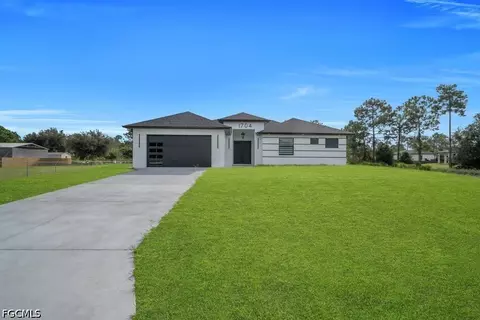 1704 Clayton Ave, Lehigh Acres, FL 33972