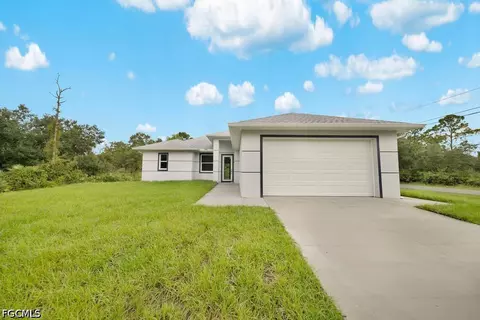 607 W 6th St, Lehigh Acres, FL 33972