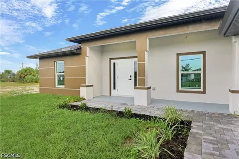 1619 NE 36th Ln, Cape Coral, FL 33909