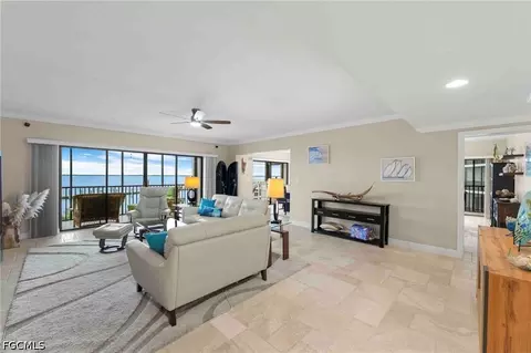 1920 Virginia Ave #203, Fort Myers, FL 33901
