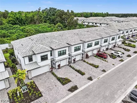27837 Solis Grande Dr, Bonita Springs, FL 34135
