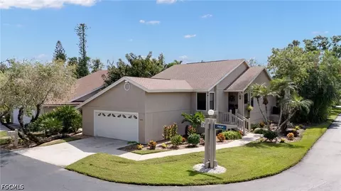 6661 Rolland Ct, Fort Myers, FL 33908
