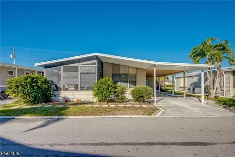 7205 Drum Dr, Saint James City, FL 33956