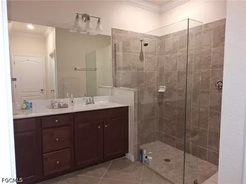 Bath - 1641 Marton Ct, Naples, FL 34113 photo 1 of 1