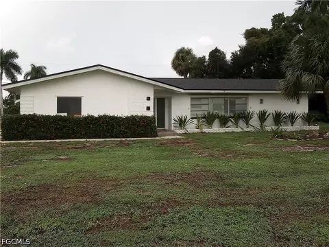 10300 Mcgregor Blvd, Fort Myers, FL 33919