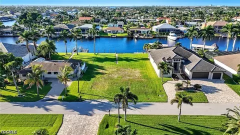 126 SW 50th St, Cape Coral, FL 33914