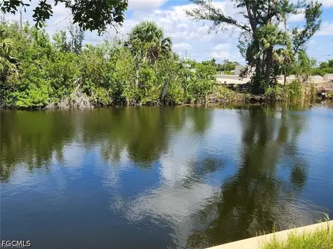 1116 NW 28th Ave, Cape Coral, FL 33993