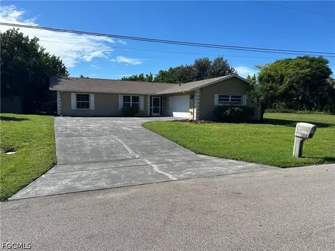 1318 SE 12th St, Cape Coral, FL 33990