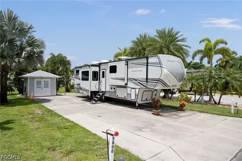 5800 Pathwood Ct E, Fort Myers, FL 33905